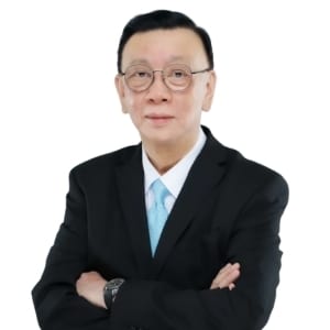 คุณชูเกียรติ โอภาสวงศ์
